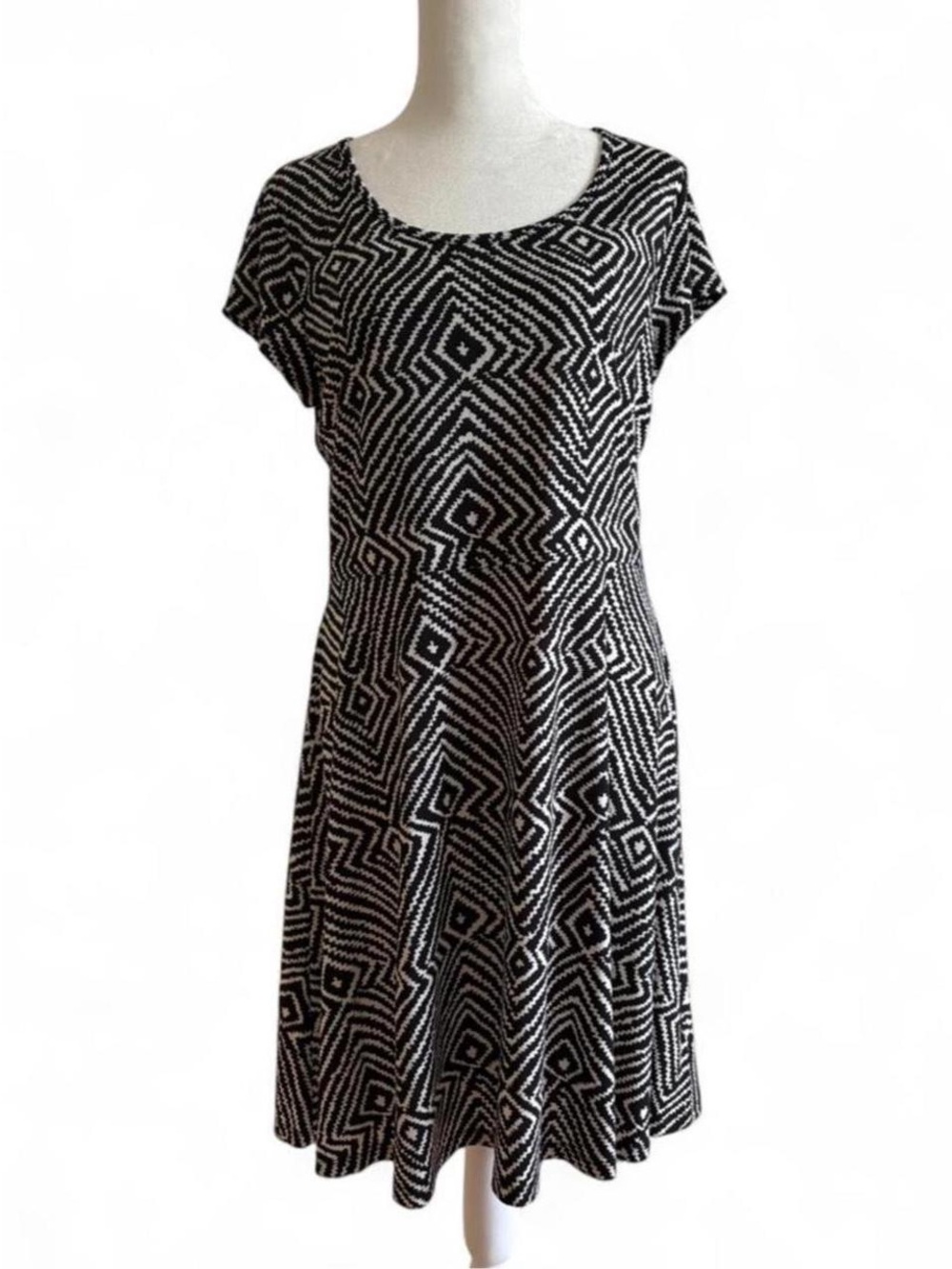 Black & White Geometric Fit-and-Flare Dress
